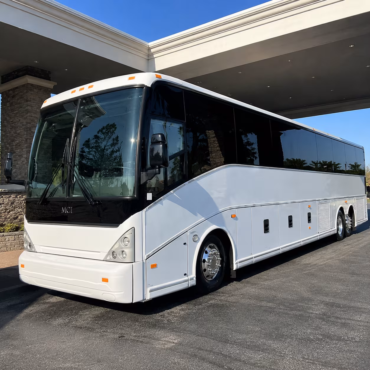 charter bus rentals to pioneer valley and nashoba valley tasting rooms
