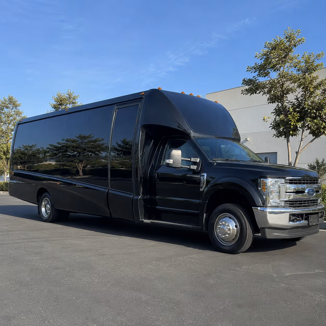 party buses for somerville bachelorette and bachelor weekend groups