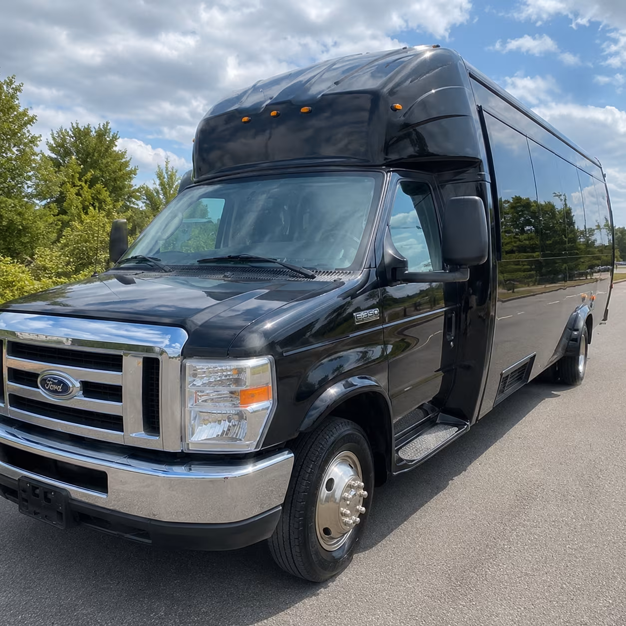 somerville new years eve party bus rental